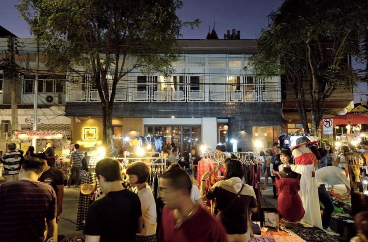 Khunluang Hostel Chiang Mai Ngoại thất bức ảnh