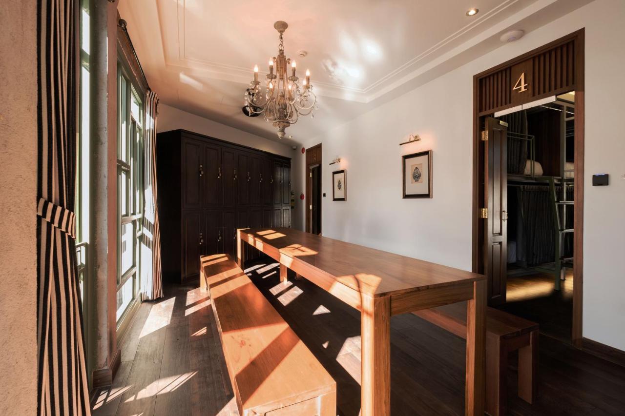 Khunluang Hostel Chiang Mai Ngoại thất bức ảnh