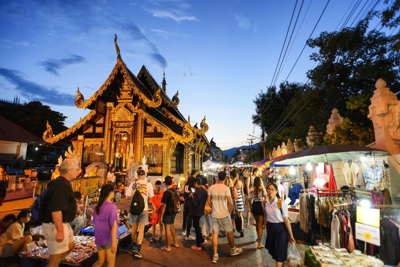 Khunluang Hostel Chiang Mai Ngoại thất bức ảnh